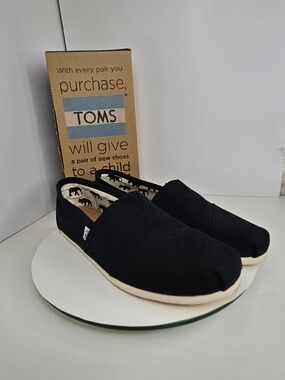 NWT Toms Men's Black Canvas Slip-On Shoes Classics Size 12